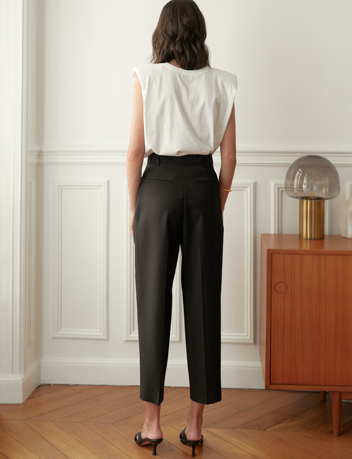 Black Crossover Pant-BESTSELLER  High waisted pants outfit, Everyday  outfit inspiration, Everyday outfits
